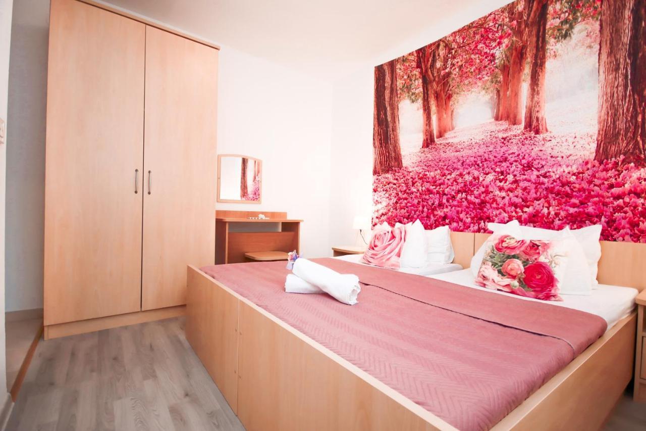 Apartments Katusic ツァヴタット エクステリア 写真